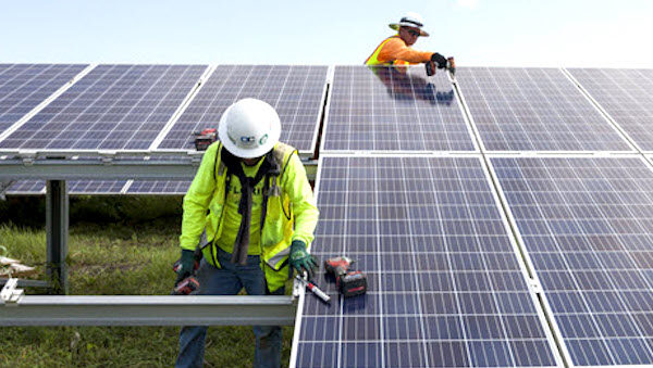 FPL builds solar energy center in Barefoot Bay to power more than 15,000 homes.