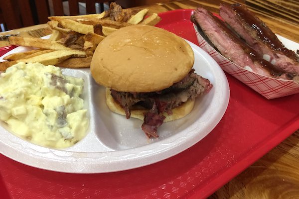 We went back to Papa's BBQ near Sebastian to try their brisket sandwich and ribs.