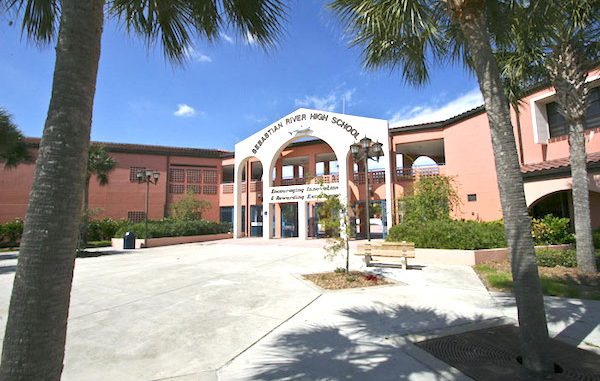 A high school student has been arrested on gun charges in Sebastian, Florida.