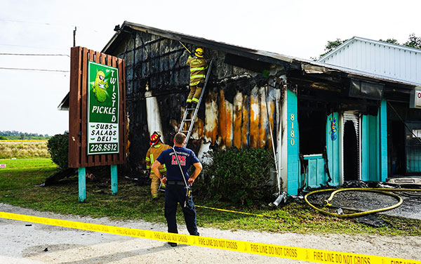 Twisted Pickle Deli Fire in Wabasso, Florida. (Credit: Brian LaPersonerie)