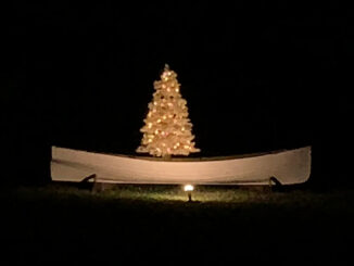 Boat and Christmas Tree on Indian River Drive.