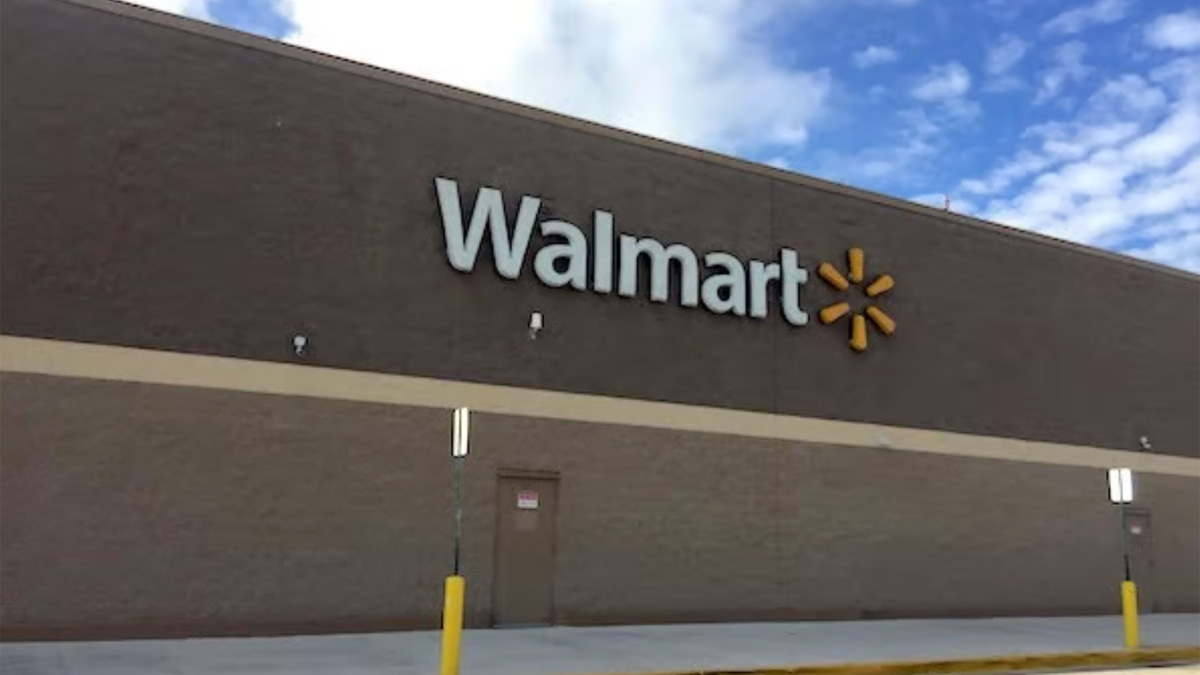 Woman hit by car in the parking lot of Sebastian Walmart Sebastian Daily