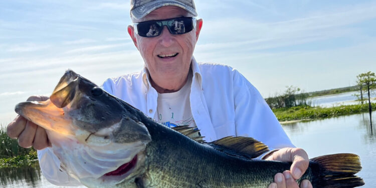 Tom Luttrull caught a 9lb 2oz bass while fishing the Headwaters Lake in Fellsmere.