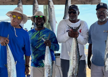 Kingfishing out of Sebastian Saltwater. Calvin Snead and his friends caught Kingfish.
