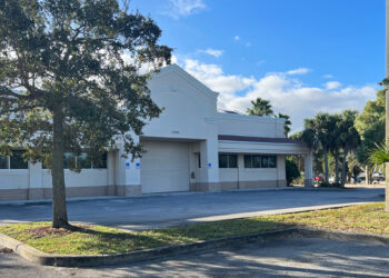 Eckerd building at the corner of US-1 and Roseland Road.