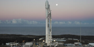 Falcon 9 Rocket (Credit: SpaceX)