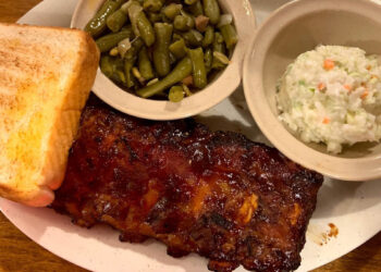 Woody's BBQ in Sebastian