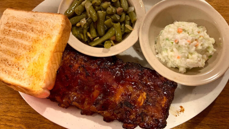 Woody's BBQ in Sebastian