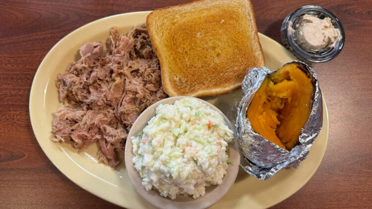 Woody's BBQ in Sebastian