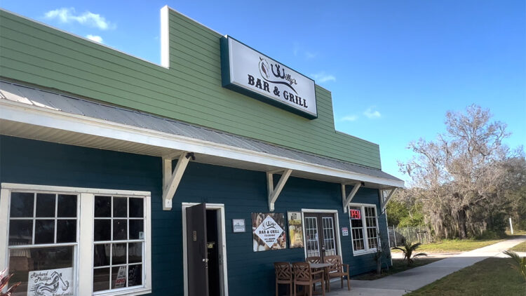 Willy's Bar & Grill in Fellsmere, Florida