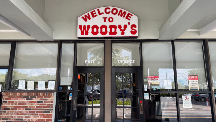 Woody's BBQ in Sebastian