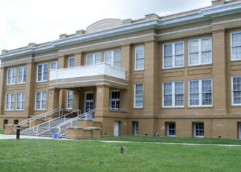 Fellsmere celebrates Florida City Week with a student-led flag design contest for the official banner.