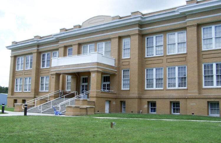 Fellsmere celebrates Florida City Week with a student-led flag design contest for the official banner.