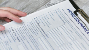 A new blockchain initiative challenges homeowners insurance with an upcoming website launch.