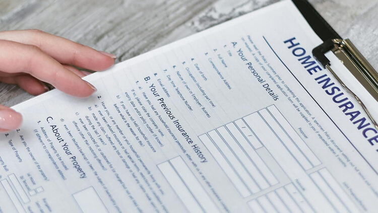 A new blockchain initiative challenges homeowners insurance with an upcoming website launch.