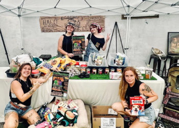 Art and animal lovers gathered Sunday at a downtown Vero Beach bar to raise funds and supplies for a no-kill shelter, featuring live music and a mural project for pet rescue.