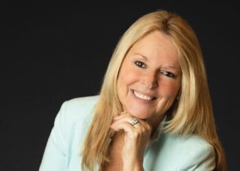 Keyes Company expands with Robin Raiff Team in Sebastian, Florida.