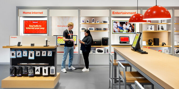 Verizon has launched a competitive new promotion directly targeting customers of its main rivals. (Verizon)