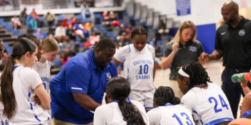 Sebastian River High School Lady Sharks (Credit: Idania Johnson Photography LLC)