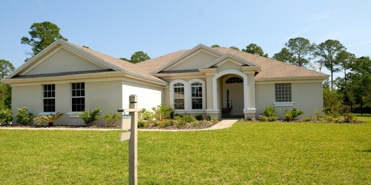 Florida bill proposes tax credits for companies helping employees with down payments and closing costs on first homes