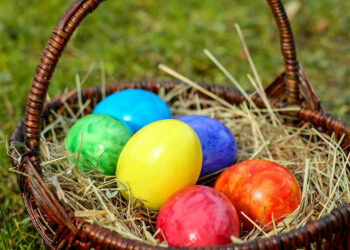 Easter egg hunts in Indian River County