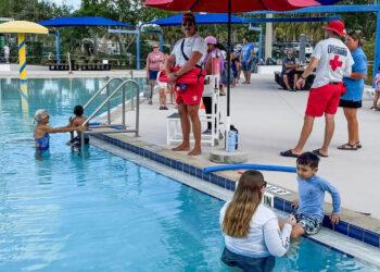 World's Largest Swimming Lesson