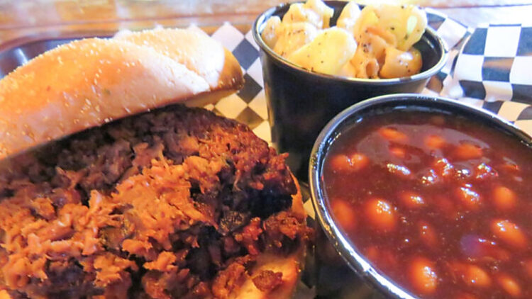 BBQ sandwich with baked beans and mac & cheese at Rib City in Grant