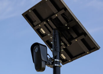 The Florida Department of Transportation is giving law enforcement agencies 30 days to remove flock cameras from state roads