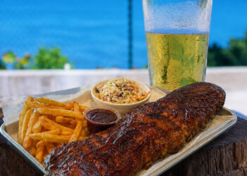 Full rack rib special at Chubby Mullet in Micco
