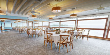 Tiffany Room at Capt. Hirams Resort